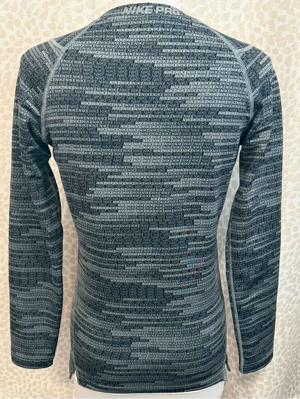 Nike lightweight knit